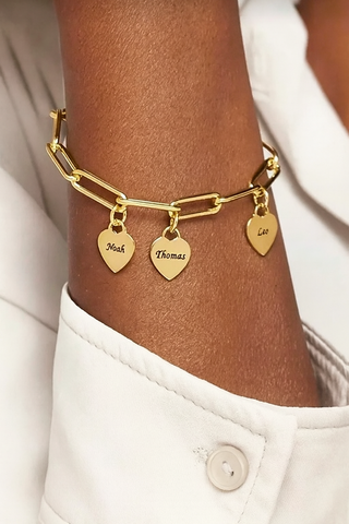 MAELYN - Gepersonaliseerde Schakelarmband met Hartjes Bedels