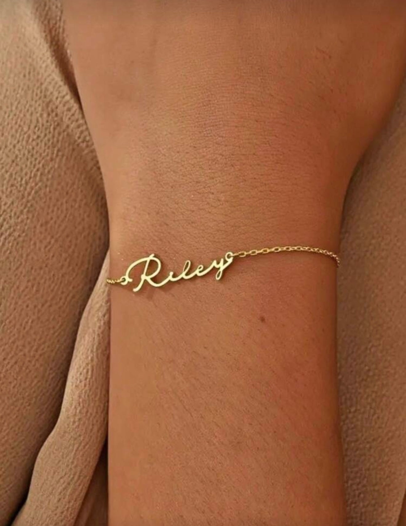 BELLA - Gepersonaliseerde Naam Armband (Goud & Zilver)