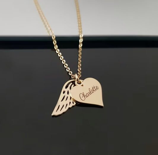 ANGEL HEART – Herinneringsketting met Naam & Engelvleugel (Goud & Zilver)
